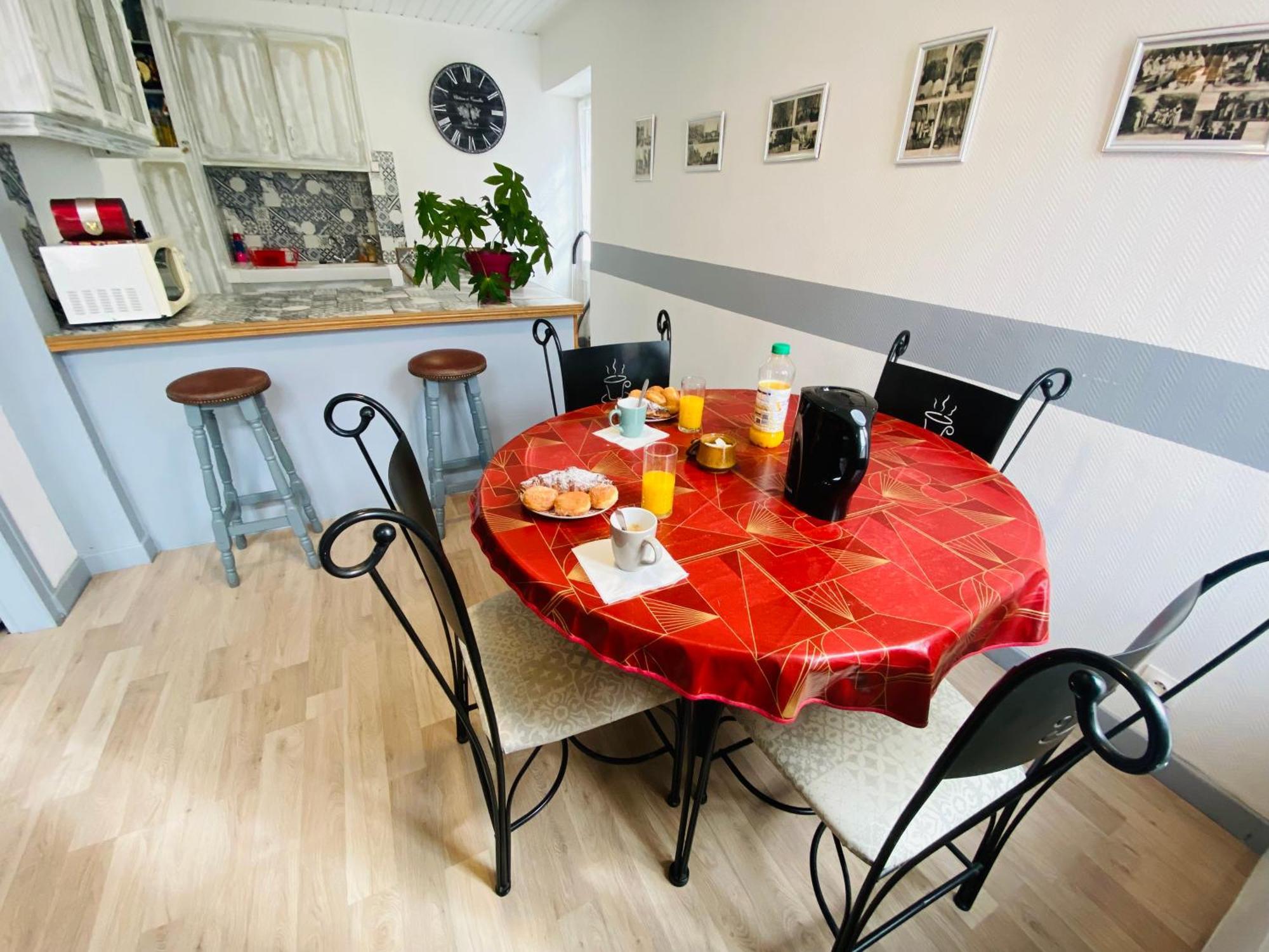 Maison Centre Village Soligny La Trappe Proche Mortagne Au Perche - Sanateflo - ภายนอก รูปภาพ